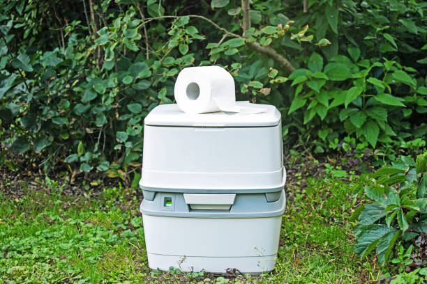 Best Portable restroom trailer rental  in Waynesville, OH